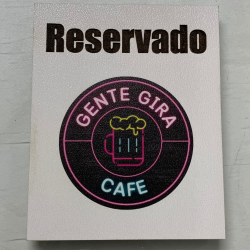 Placa reservado com QR code